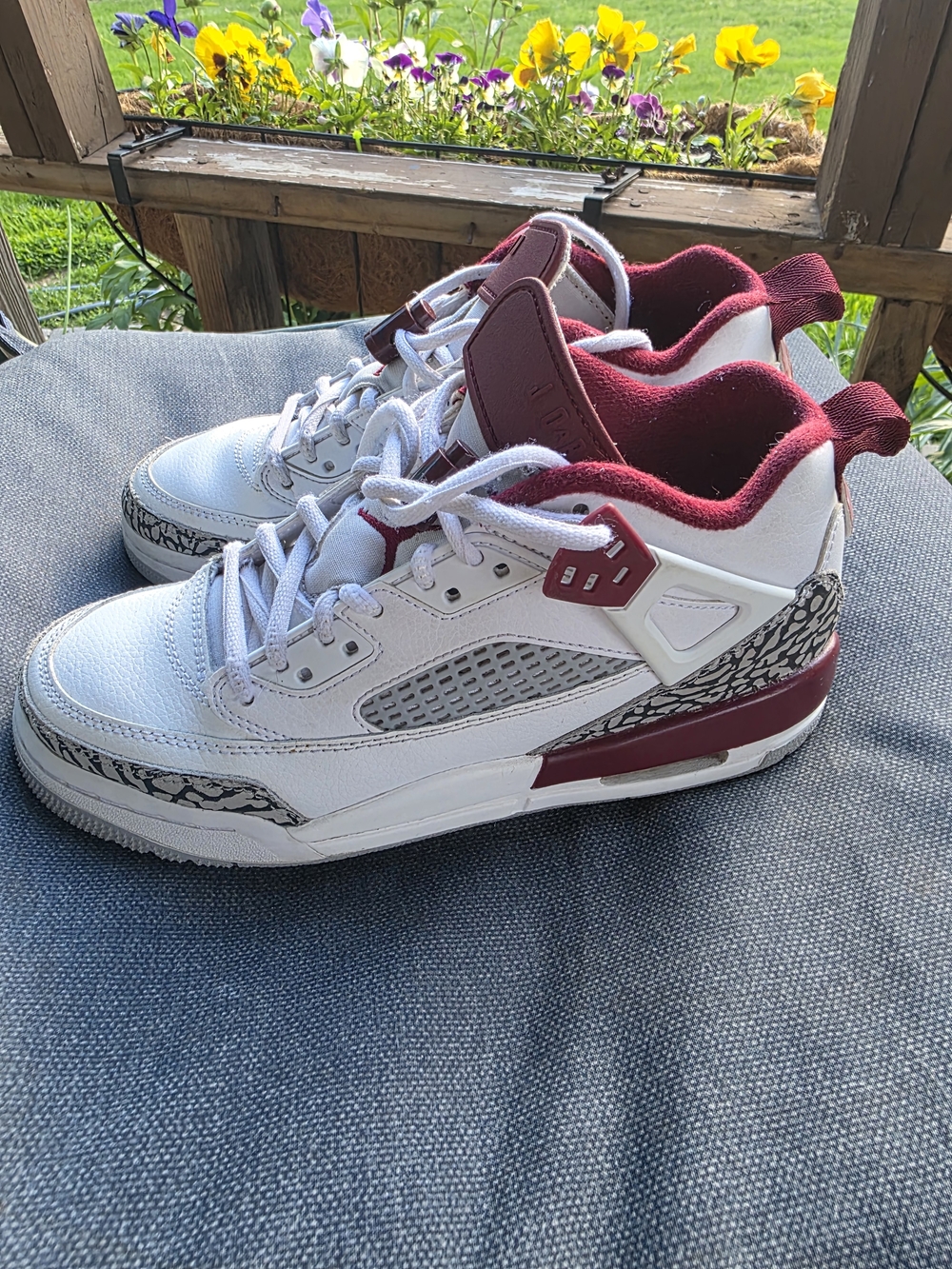Air Jordan Spizike Low GS 'Team Red'
